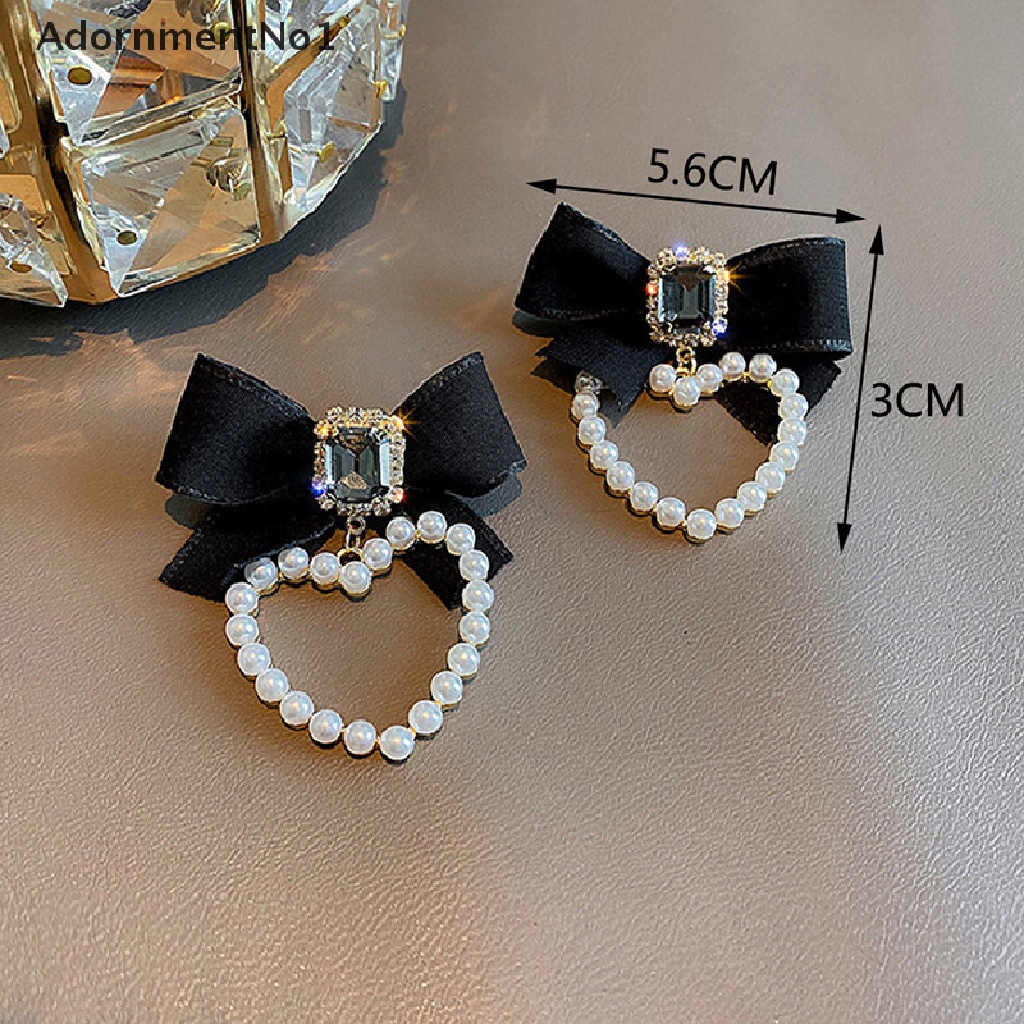 (AdornmentNo1) Anting Tusuk Gantung Bentuk Pita Hitam Aksen Kristal + Mutiara Imitasi Untuk Wanita