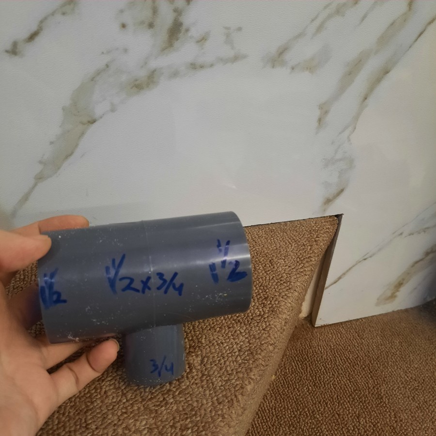 verlop tee 1 1/2" x 3/4" PVC AW. REDUCER TEE 1.5" x 3/4" LANGGENG