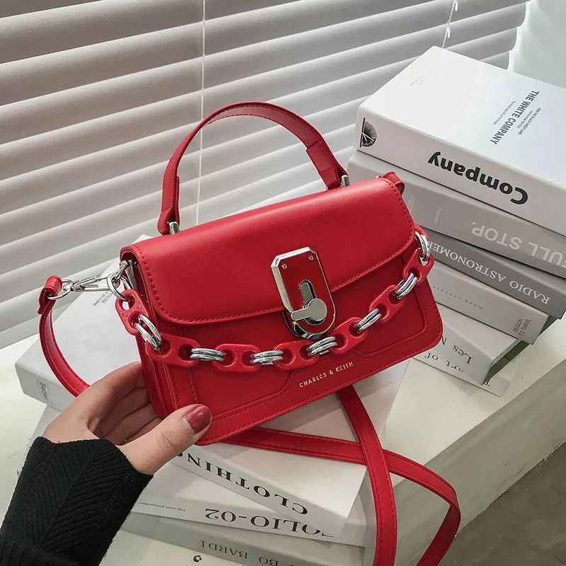 Tas Selempang Stradivarius / Stradivarius slingbag Women Fashion Import
