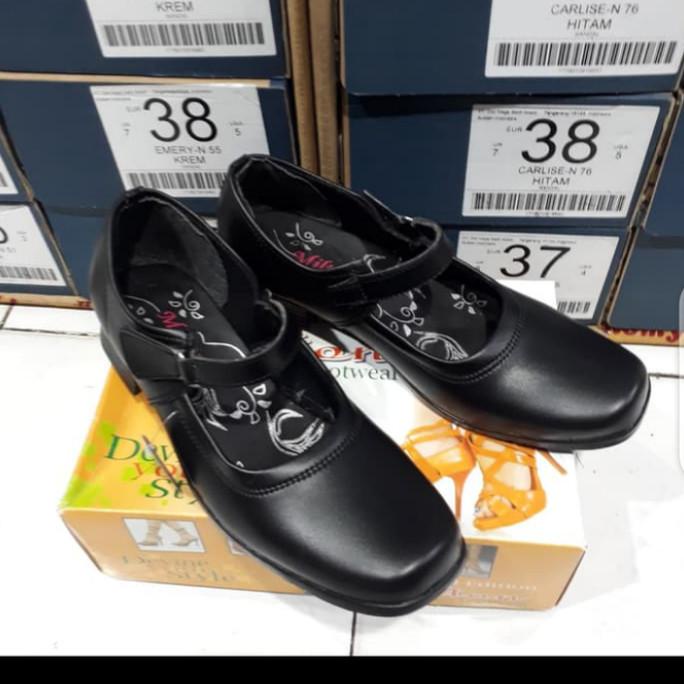 Sepatu fantofel wanita Milton Paskibra hitam Termurah