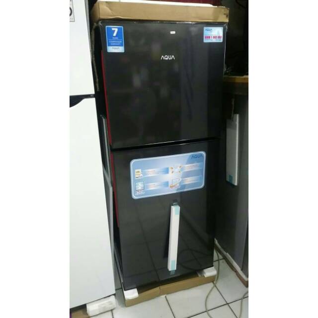 Kulkas Aqua 251 Aqua sanyo Kulkas 2 pintu Lemari es 2 pintu