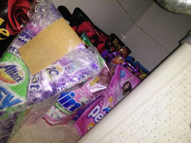 Soklin Pewangi Royal 720ml Soklin Pewangi Royale 720ml