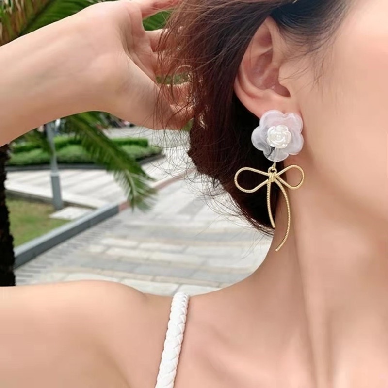 Anting Tusuk Sterling Silver 925 Model Pitabunga Putih Unik Untuk Wanita