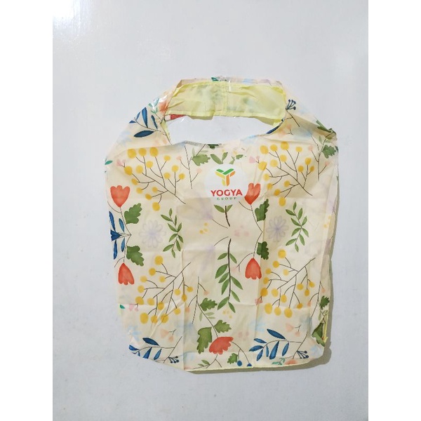 Tas Yogya Motif Random 44x44cm