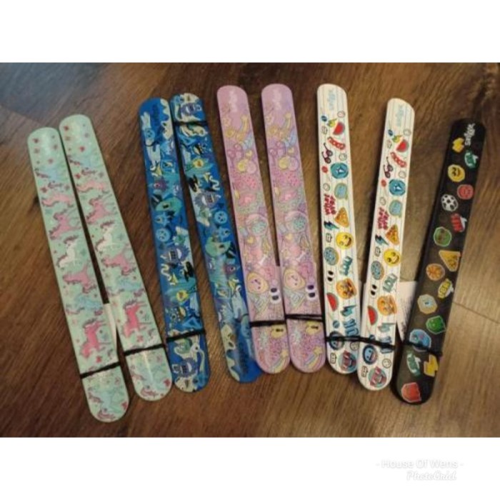 

Cuci Gudang Smiggle Hits Ruler Slapband - Penggaris Smiggle Terbatas