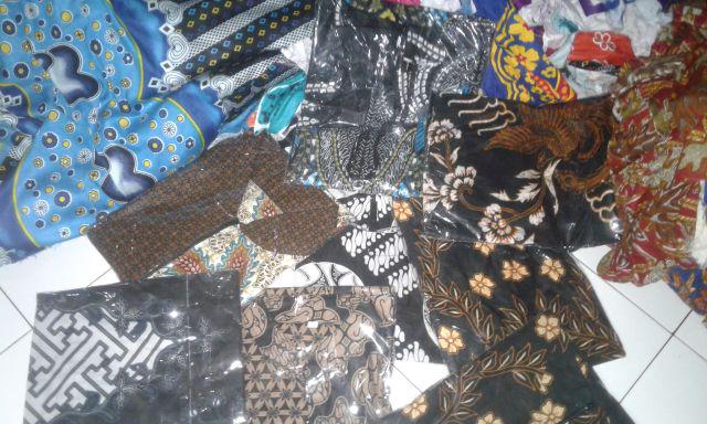 Kemeja Batik Lengan Panjang Terlaris M L Xl Xxl Hrb026 Kemeja Batik Murah Batik Maritsa