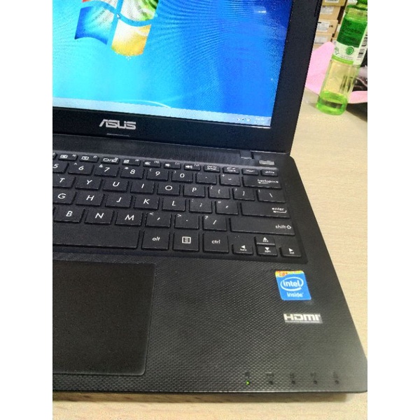 leptop Laptop NOTEBOOK SEKEN  Second ASUS X200 Hdd 500Gb 500 Gb BAGUS MULUS RAM 4GB 4 GB BAGUS LAYAR 12 INCI BONUS MOUSE MOUSPAD