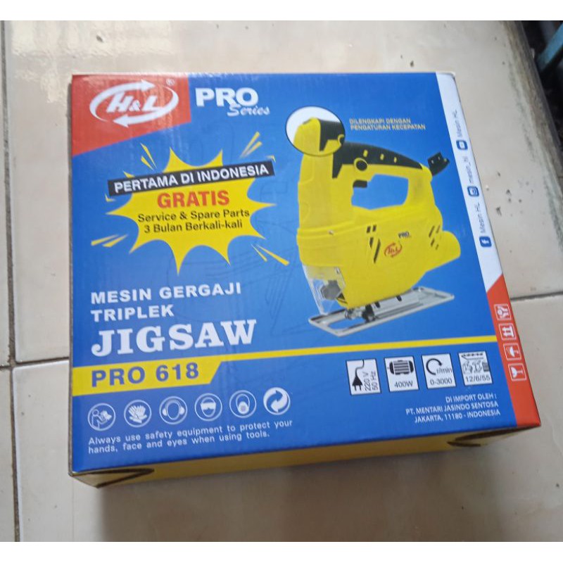 mesin gergaji triplek jigsaw