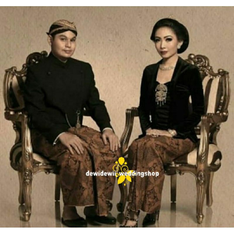 Baju Couple Adat Jawa