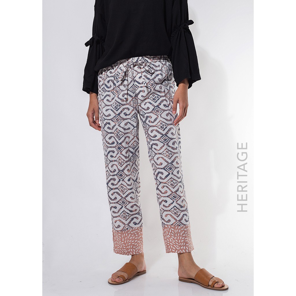

Arima Pants Beige