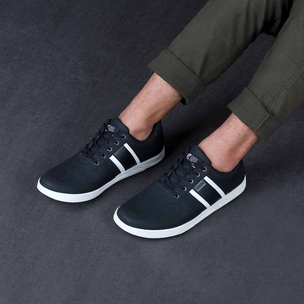 sepatu sneakers pria murah, sepatu sneakers cowok, sepatu cowok murah , sepatu kuliah murah, sepatu distro murah KZS026