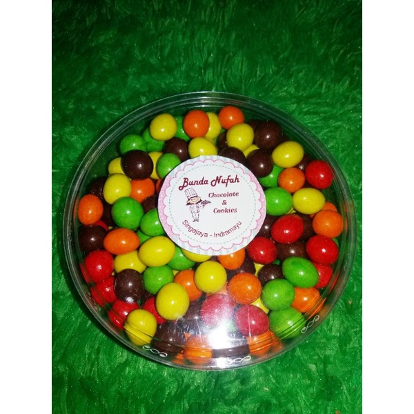 

coklat chacha coklat kurma coklat praline coklat puyuhcoklat ball coklat yupi