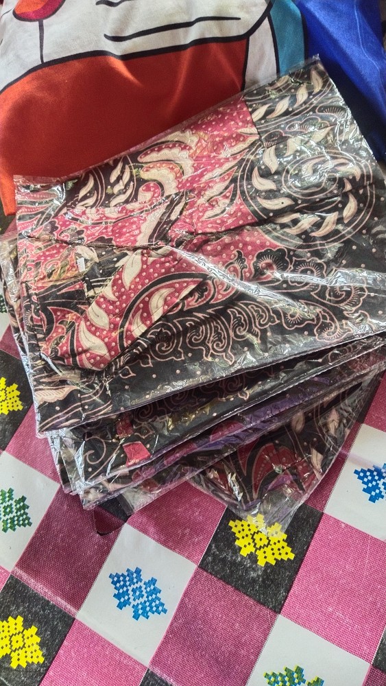 Kemeja Batik Anak Cowok Usia 3-12 Tahun Lengan Pendek