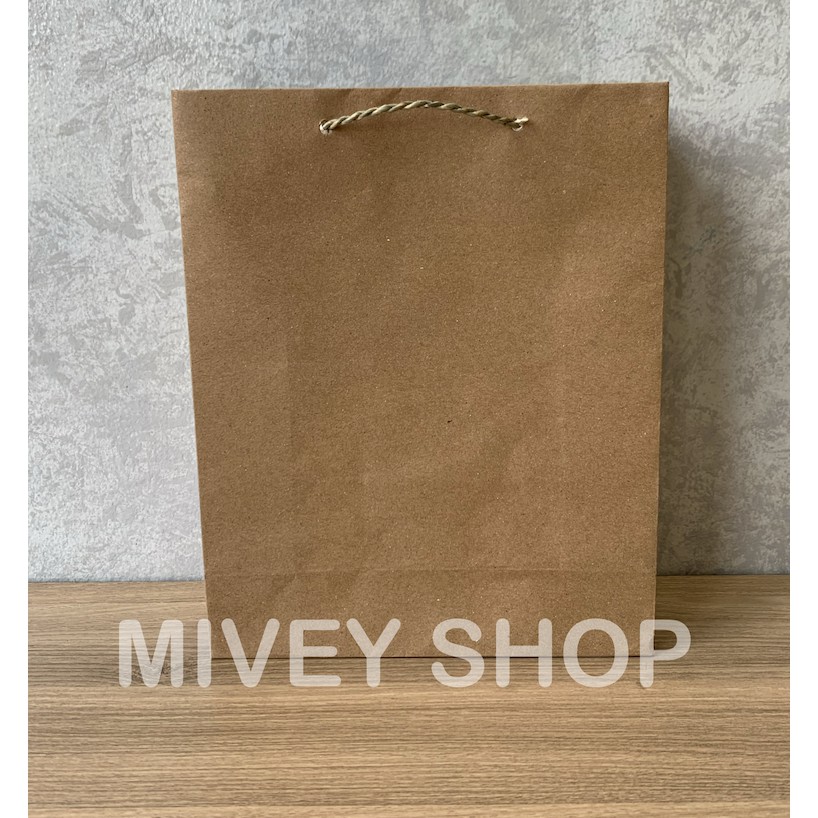 

Paper Bag Polos Ukuran Small (20 x 25 x 9 cm)