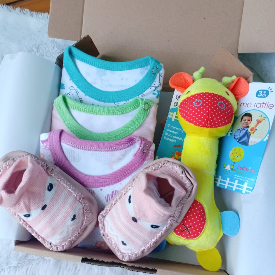 HAMPERS KADO BAYI Set Jumper baju Bayi boy girl