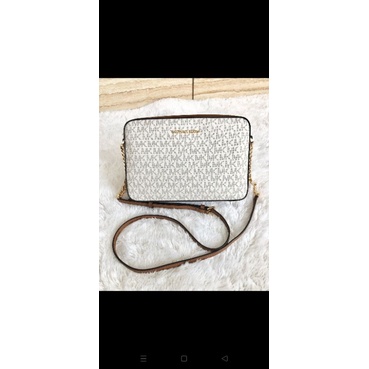 tas selempang MK JetSet crossbody signature vanilla
