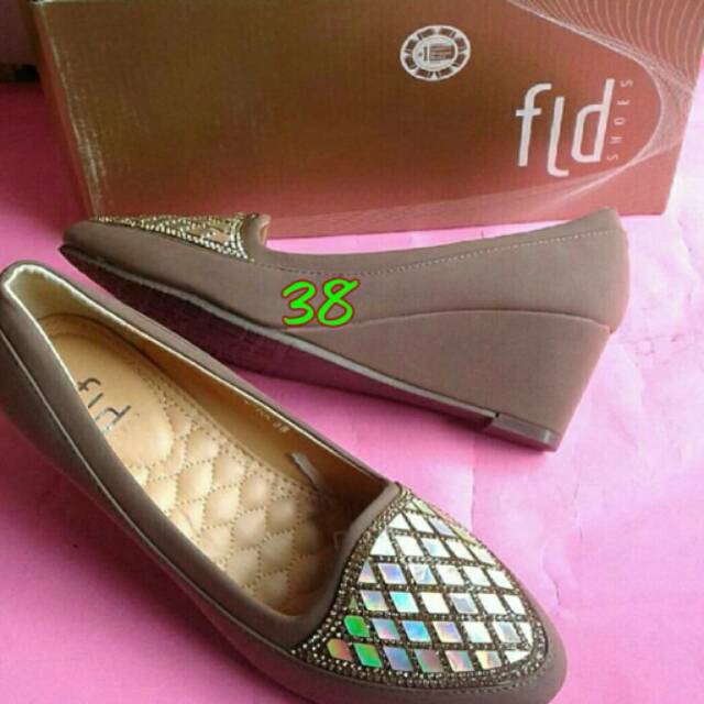 Wedges FLD