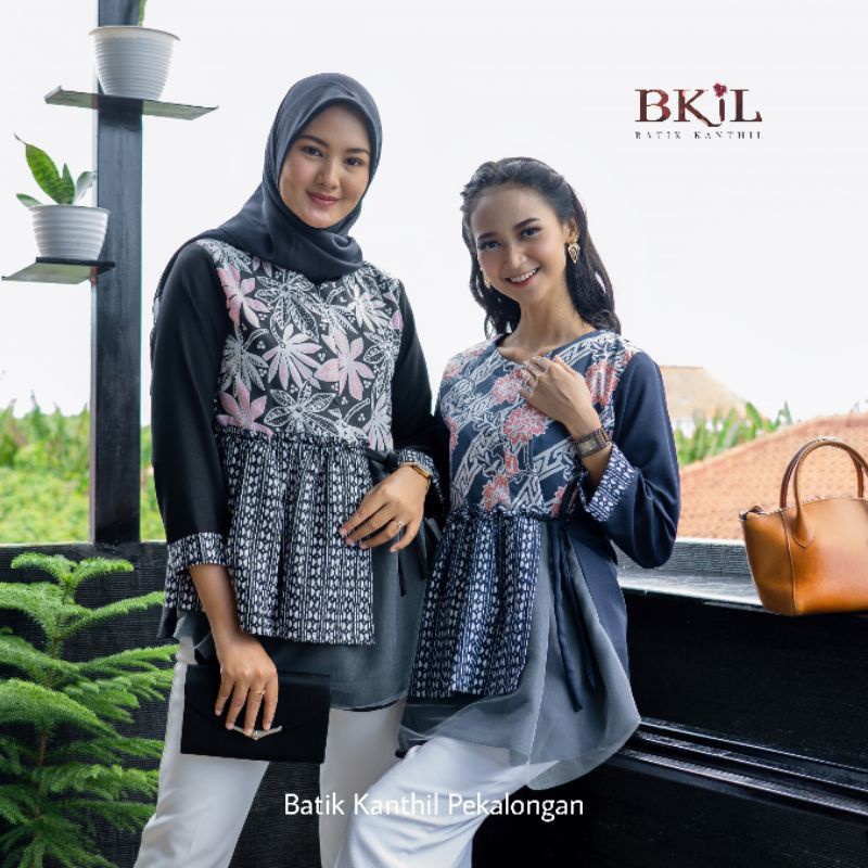 Baju batik wanita. Atasan batik wanita. Bluse kantor . Salsabila bluse