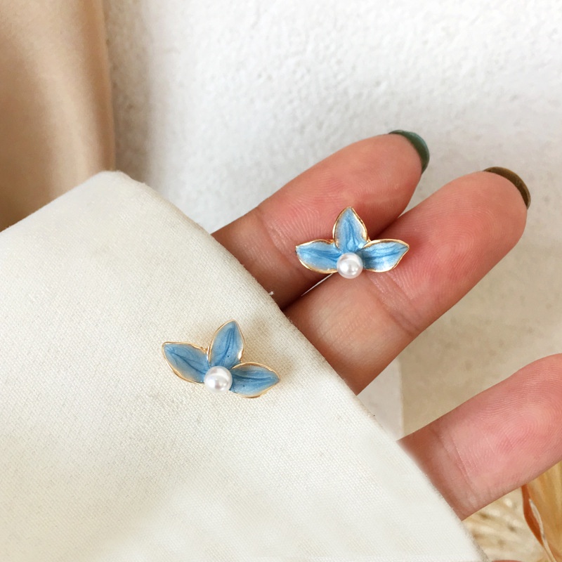 Anting Tusuk Gantung Desain Bunga Hias Mutiara Warna Biru Gaya Simple Cantik Untuk Wanita