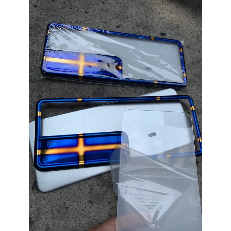 Bingkai plat nomer + set plus mika