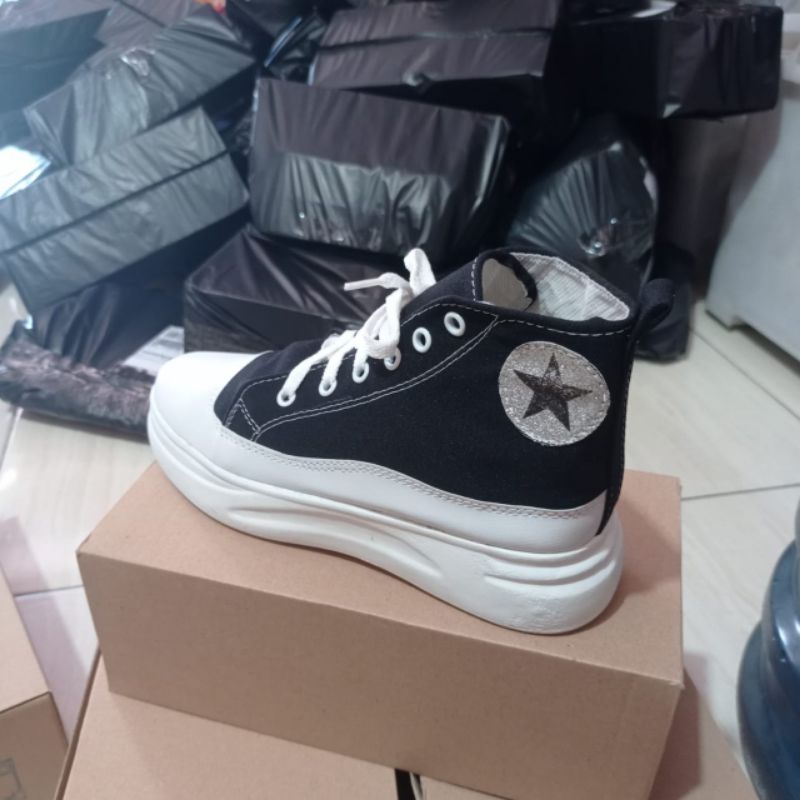 Sepatu sneakers wanita star sintetis viana sepatu boots