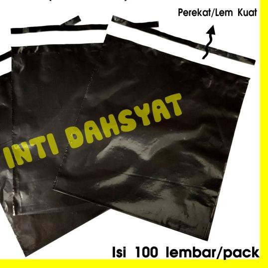 

☁ POLYMAILER HITAM GLOSSY 16x20 (16x17 +3 Sealtape) Isi +/- 100lmbr/pack ➷