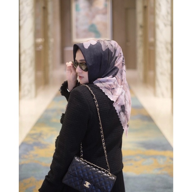 Ceudah Lagoina - Black Flower | lasabelle x zsalsadil