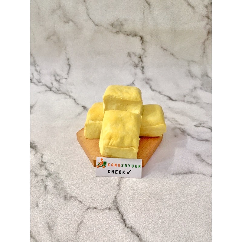 

TAHU KUNING KECIL PER PACK ( ISI 10 )