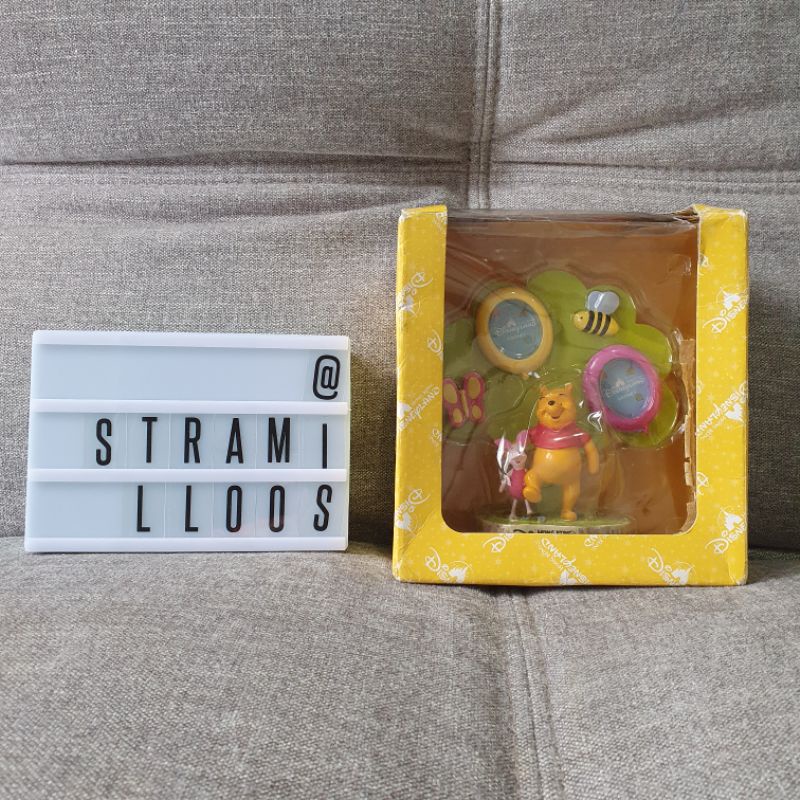 PHOTO FRAME WINNIE THE POOH MAGNET PHOTO HOLDER BY HONGKONG DISNEYLAND