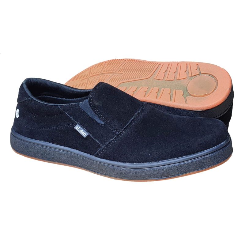 Aldeo P210 Sepatu Slip On Pria Casual Hitam Polos Slop Kasual Tanpa Tali Buat Kerja Sekolah