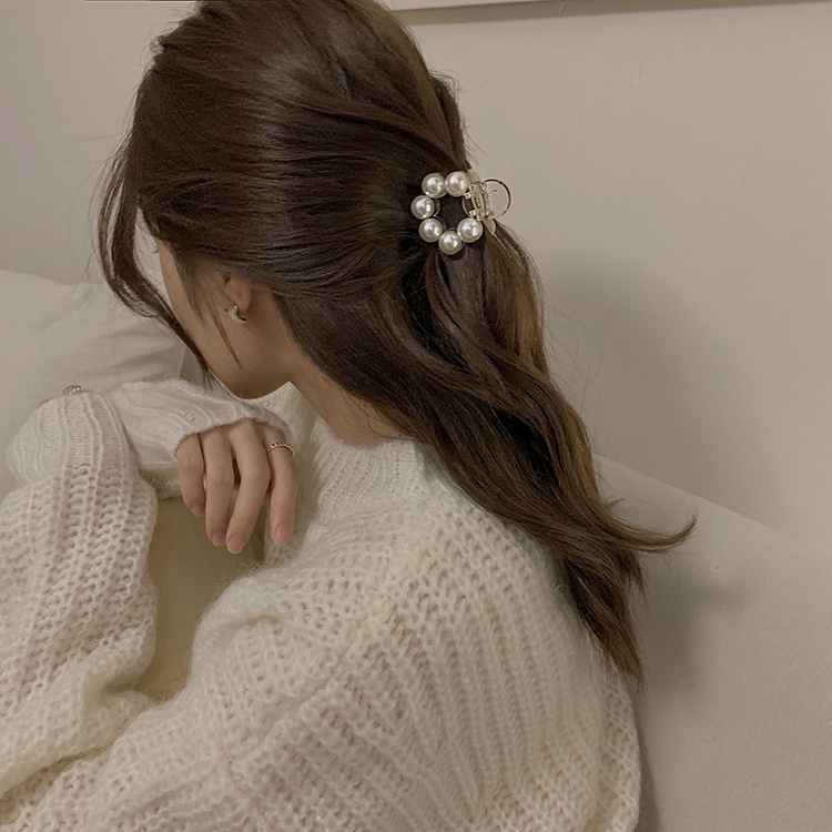 JEPIT HAIRCLIP PEARL JEPITAN RAMBUT JEDAI AKRILIK MINI MUTIARA KECIL KLIP PONI BULAT BUNDAR CAKAR KOREA AKESESORIS WANITA KOREAN WOMEN HAIR BANGS FRINGE CLIPS MINI SMALL SIZE CLAW ACCESSORIES CLUTCHER CLIP PEARLS STONE CIRCLE ROUND