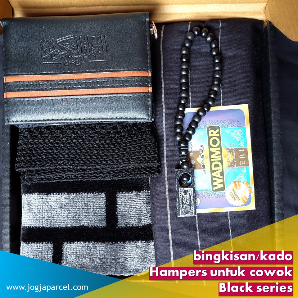 Hampers Kado Cowok Black Edition / Hadiah Sajadah Sarung Alquran