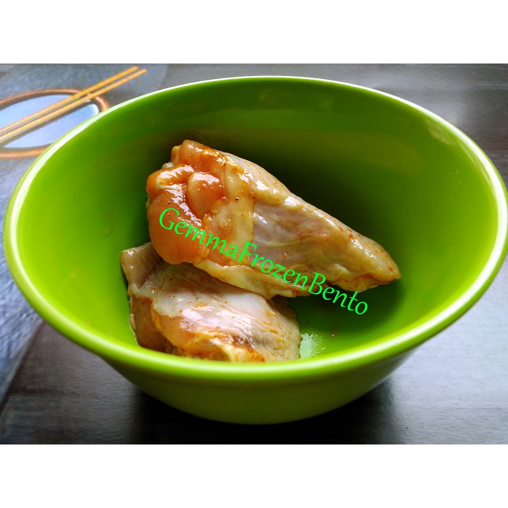 

Chicken Wings / sayap ayam berbumbu siap goreng