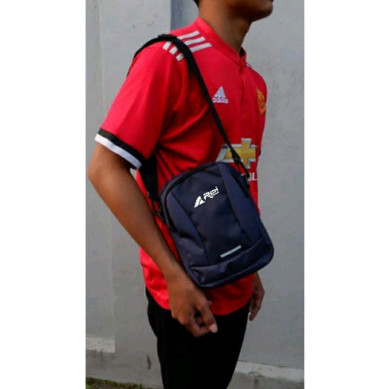 Tas Arei Selempang Distro Pria Wanita Variasi bisa Nyala