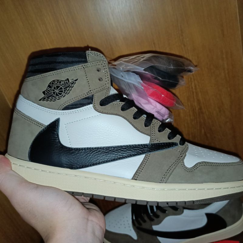 AIR JORDAN 1 HIGH RETRO TRAVIS SCOTT | NIKE AIR JORDAN 1 X TRAVIS SCOTT SNEAKER