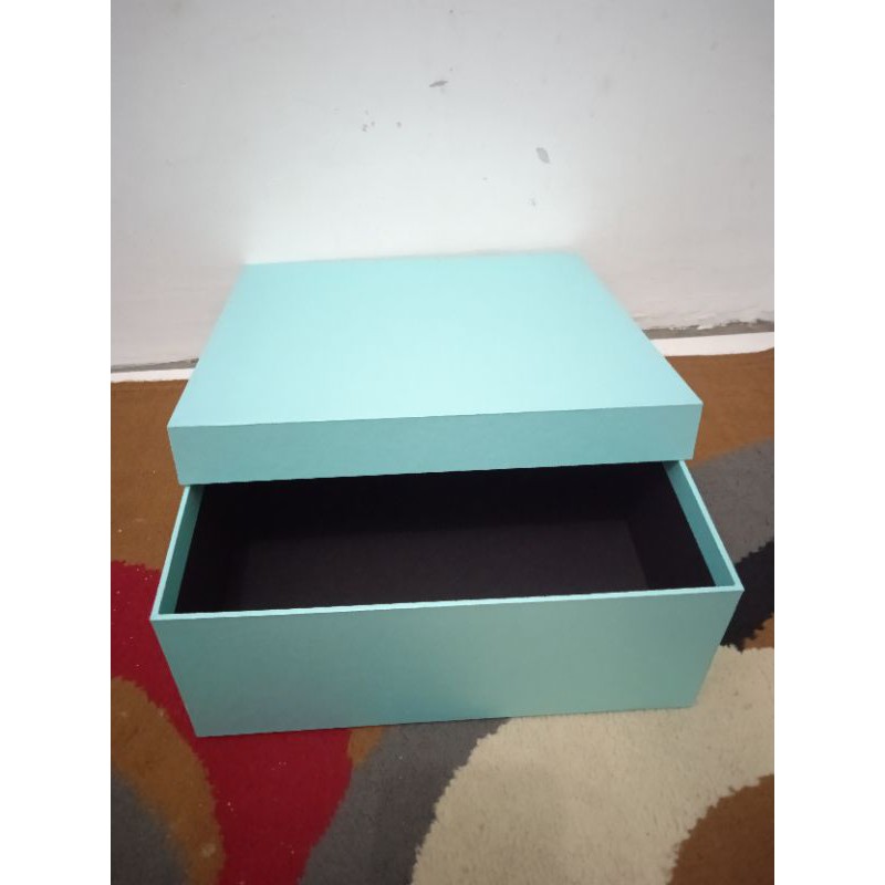 

PRE ORDER CUSTOM BOX GIFT BOX KOTAK KADO 27x27x10