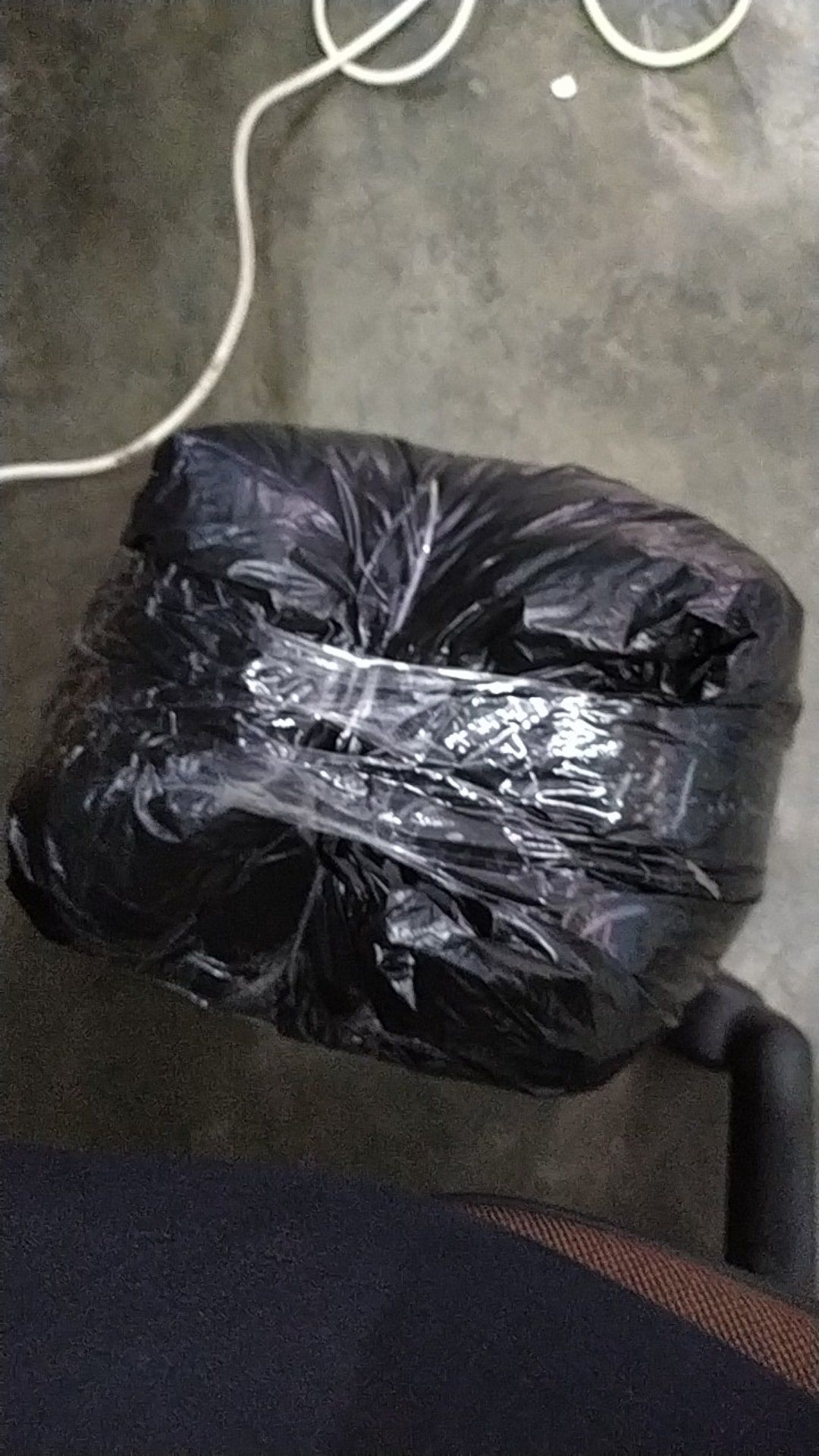 Dacron Hollow Siliconized Import - Clarissa - Hs - 100 Grams - Isi Bantal