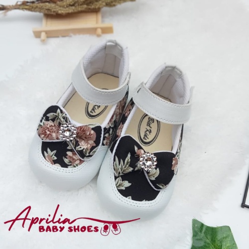 Aprilia Sepatu Bayi Prewalker Perempuan 0-12 Bulan Motif Pita Lucu Sepatu Bayi Terbaru