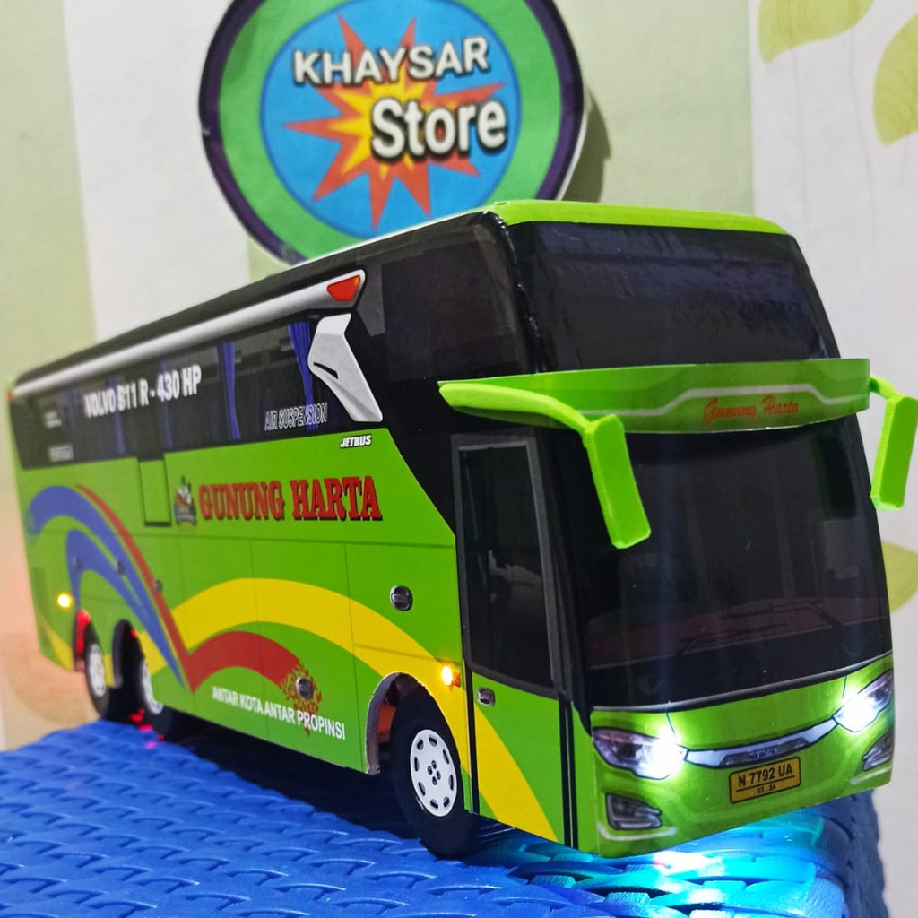 Miniatur bus bis UHD GUUNUNG HARTA  plus lampu