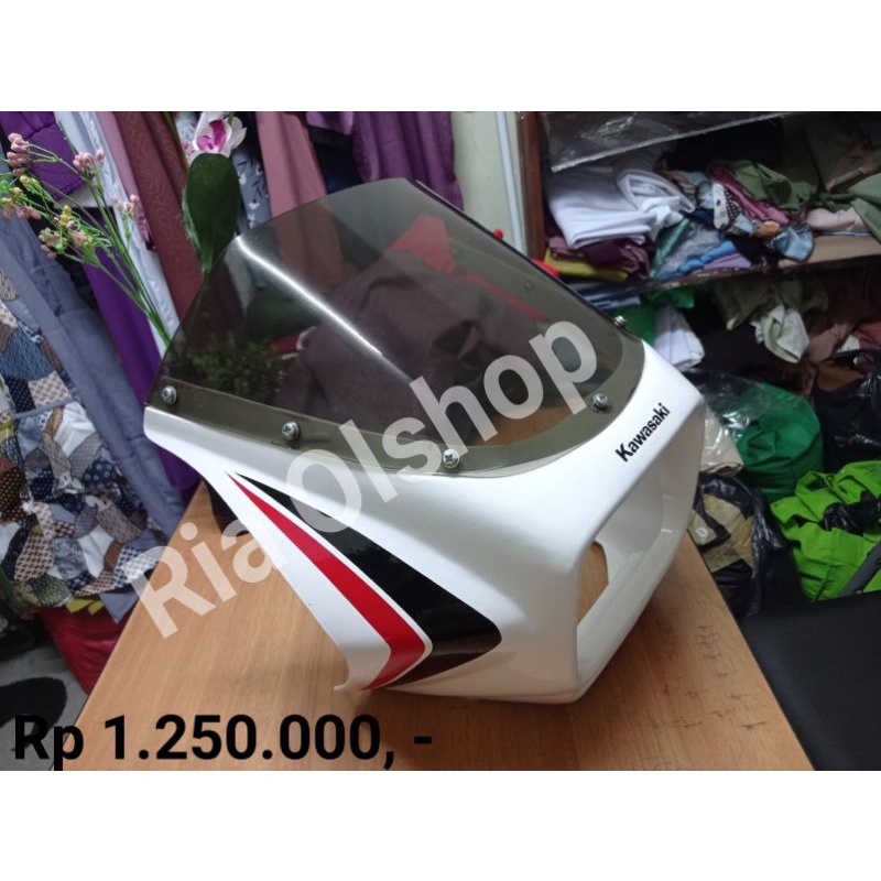 Cover Depan Kawasaki Binter AR 125 warna putih