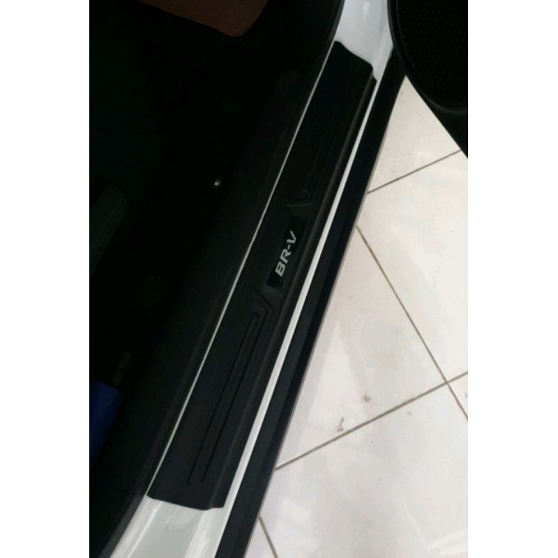 Sill plate sillplate samping honda brv hitam