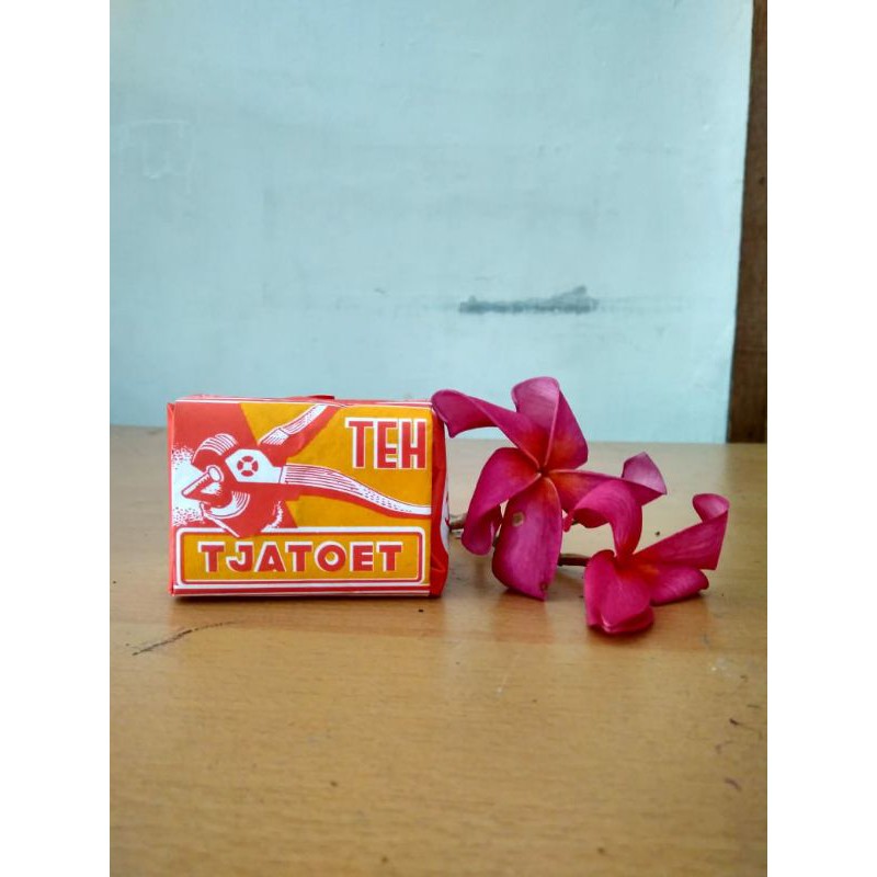 

Teh Tjatoet Merah / teh catut merah / teh catut murah / Tjatoet Orange / Catut Orange