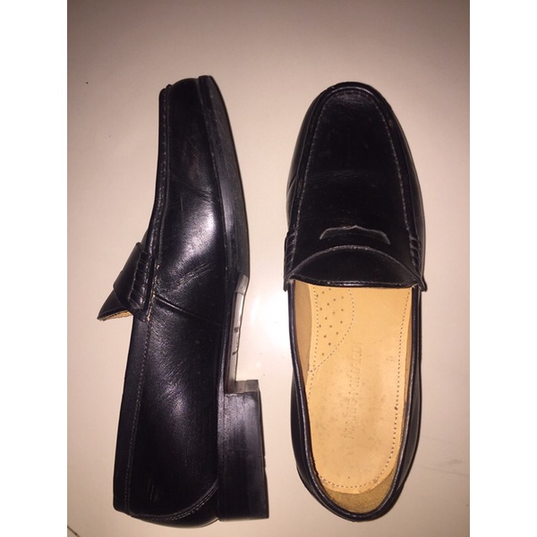 sepatu pantovel pria second / Mario Minardi