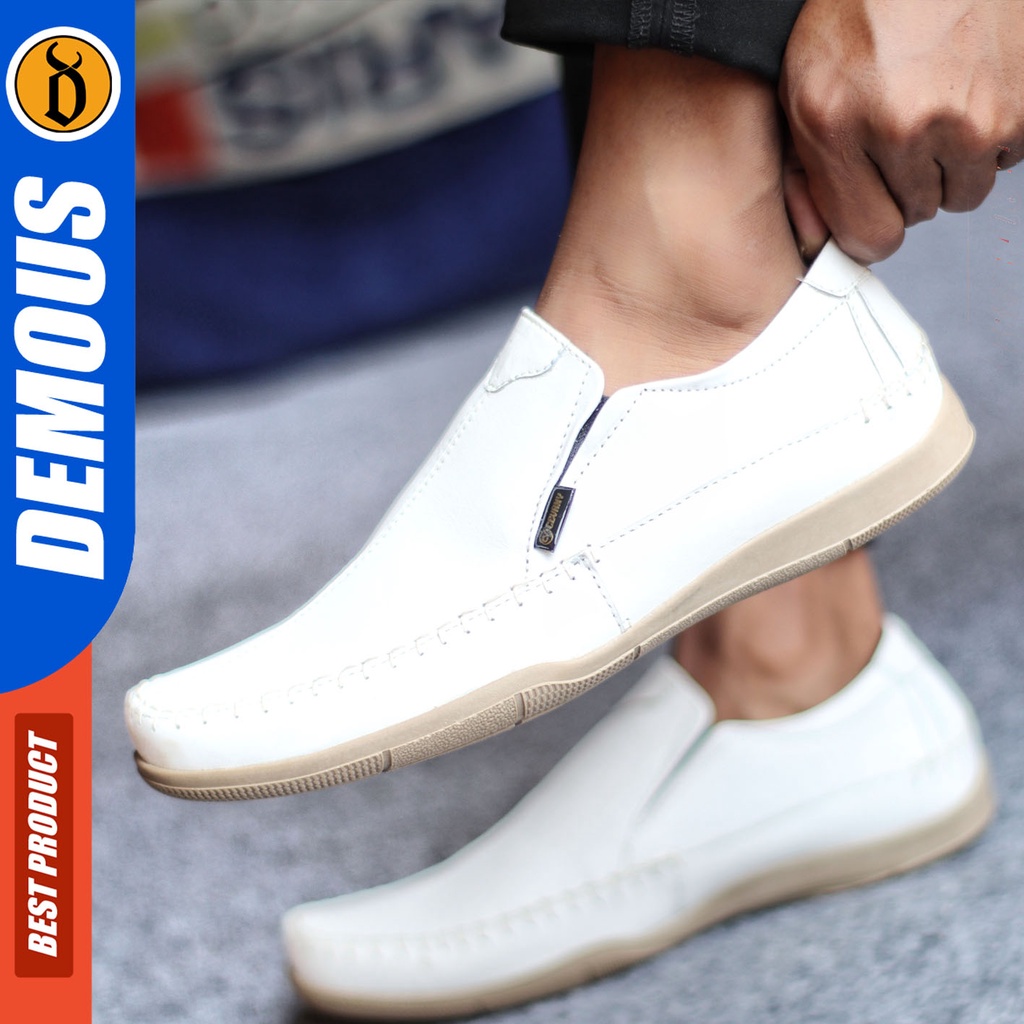 Sepatu Slip On Pria Sepatu Casual Pria Formal Kulit Asli Sepatu Pantofel Kerja Kantor Kuliah Kondangan Sepatu Slop Pria Sepatu Hitam Pria DEMOUS DIVOC