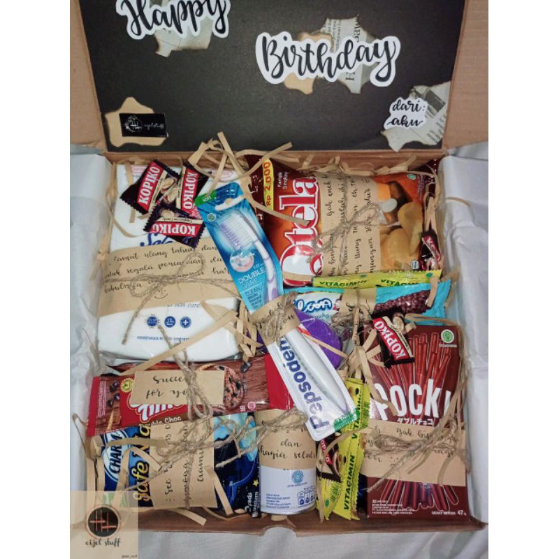 

PREMIUM GIFT BOX/ KADO ULTAH WISUDA/SNACK BOX