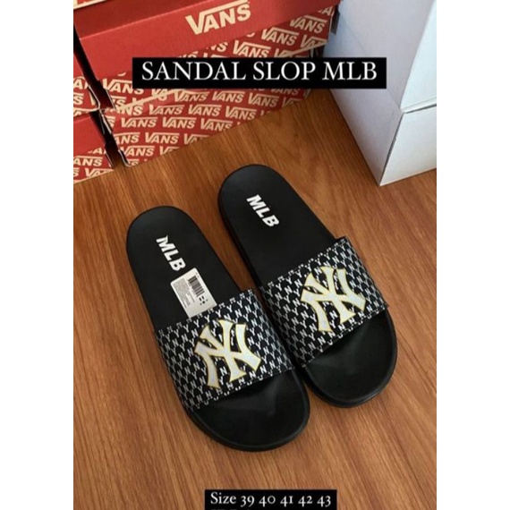 SANDAL SLOP NY mlb || sandal slip-on pria&amp;wania KUALITAS PREMIUM ,ENAK DIPAKEK NYAMAN DI KAKI,,!!!!