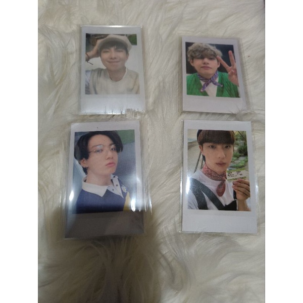 Polaroid Season greeting 2021 Taehyung Namjoon Jungkook Jin Pola SG 21 BTS