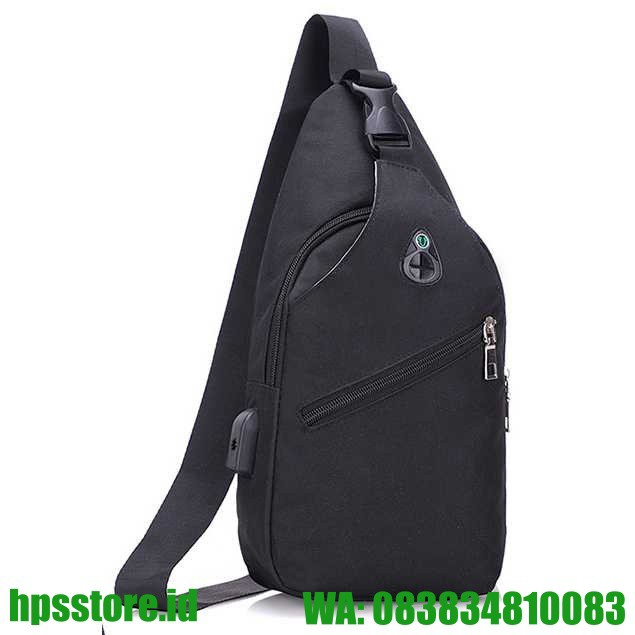 Tas Selempang Sporty dengan USB Charger Port dan Lubang Headset