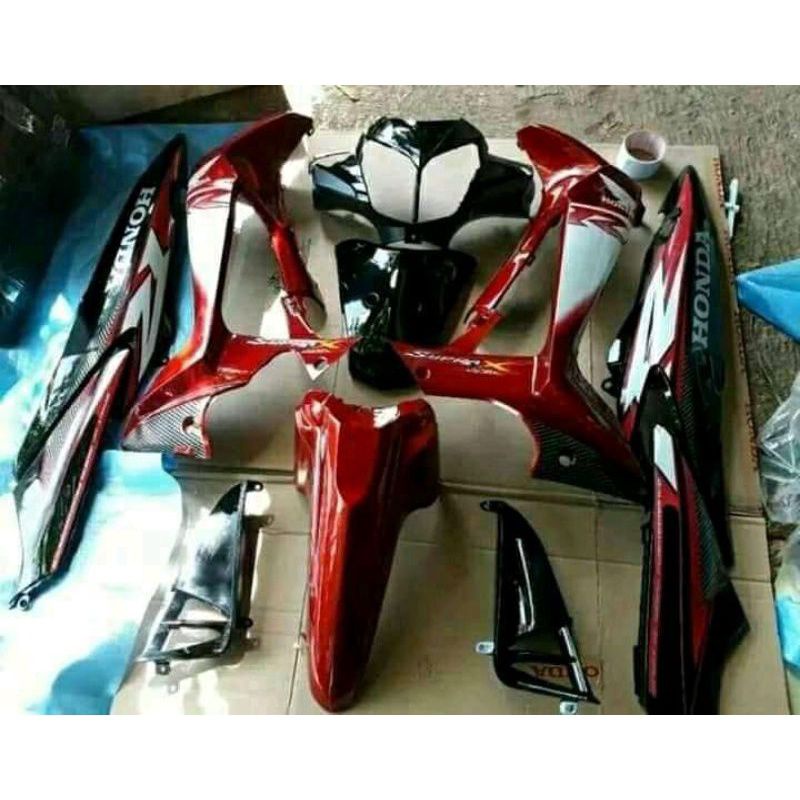 FULL PAKETAN BODY HALUS SUPRA X 125 BATMAN  Supra x 125 2008-2013ALL WARNA