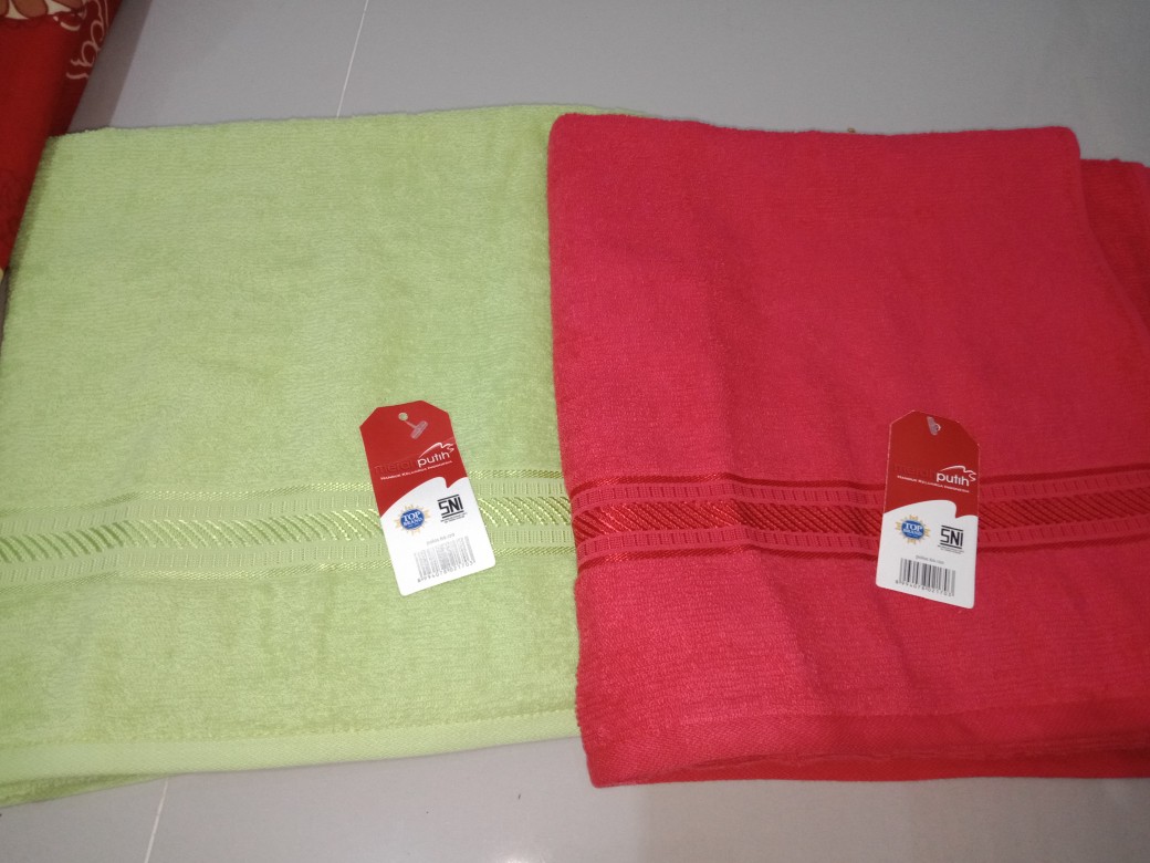 Rc Handuk Mandi Merah Putih Jumbo Tanggung Ukuran 60x120